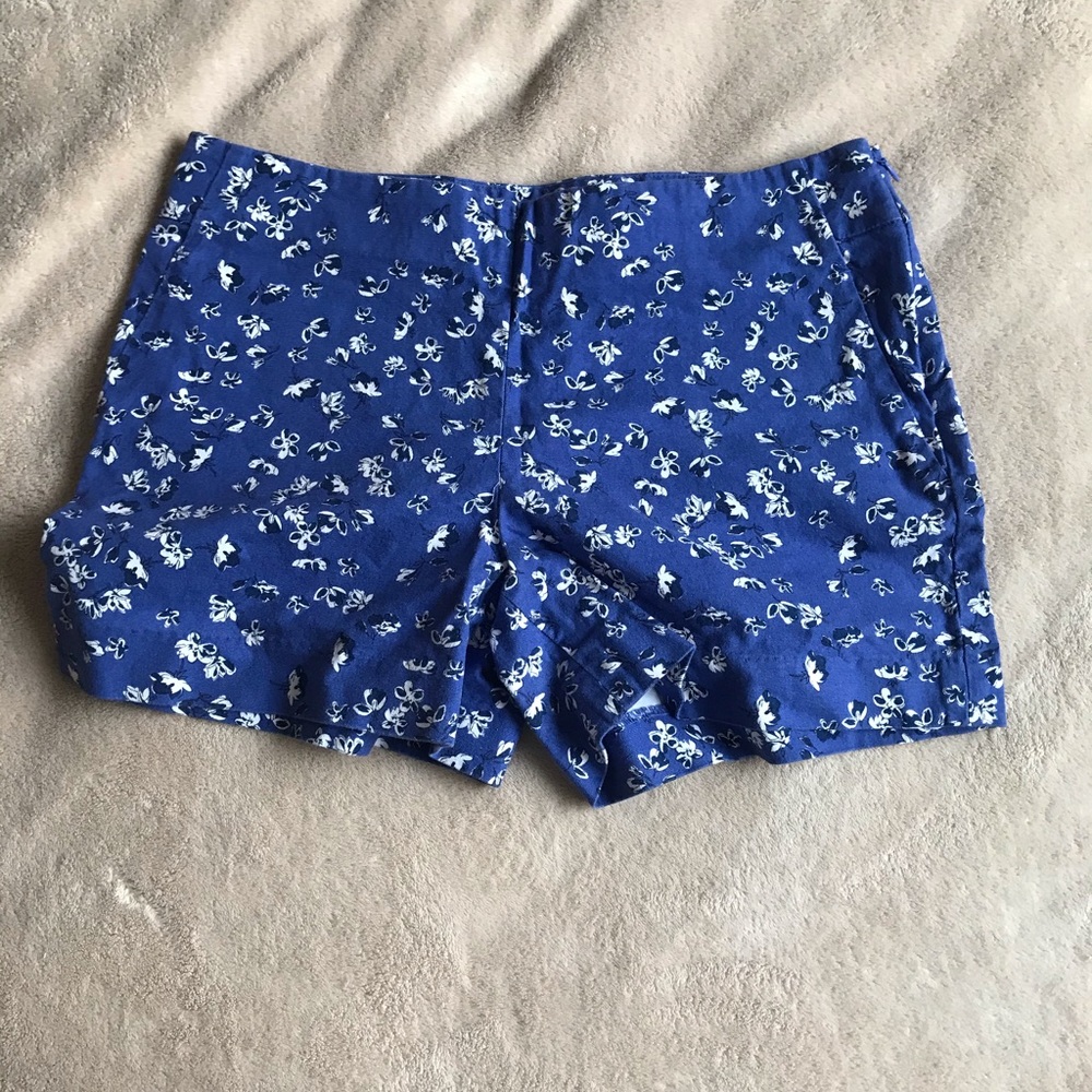 Banana republic floral side zip shorts